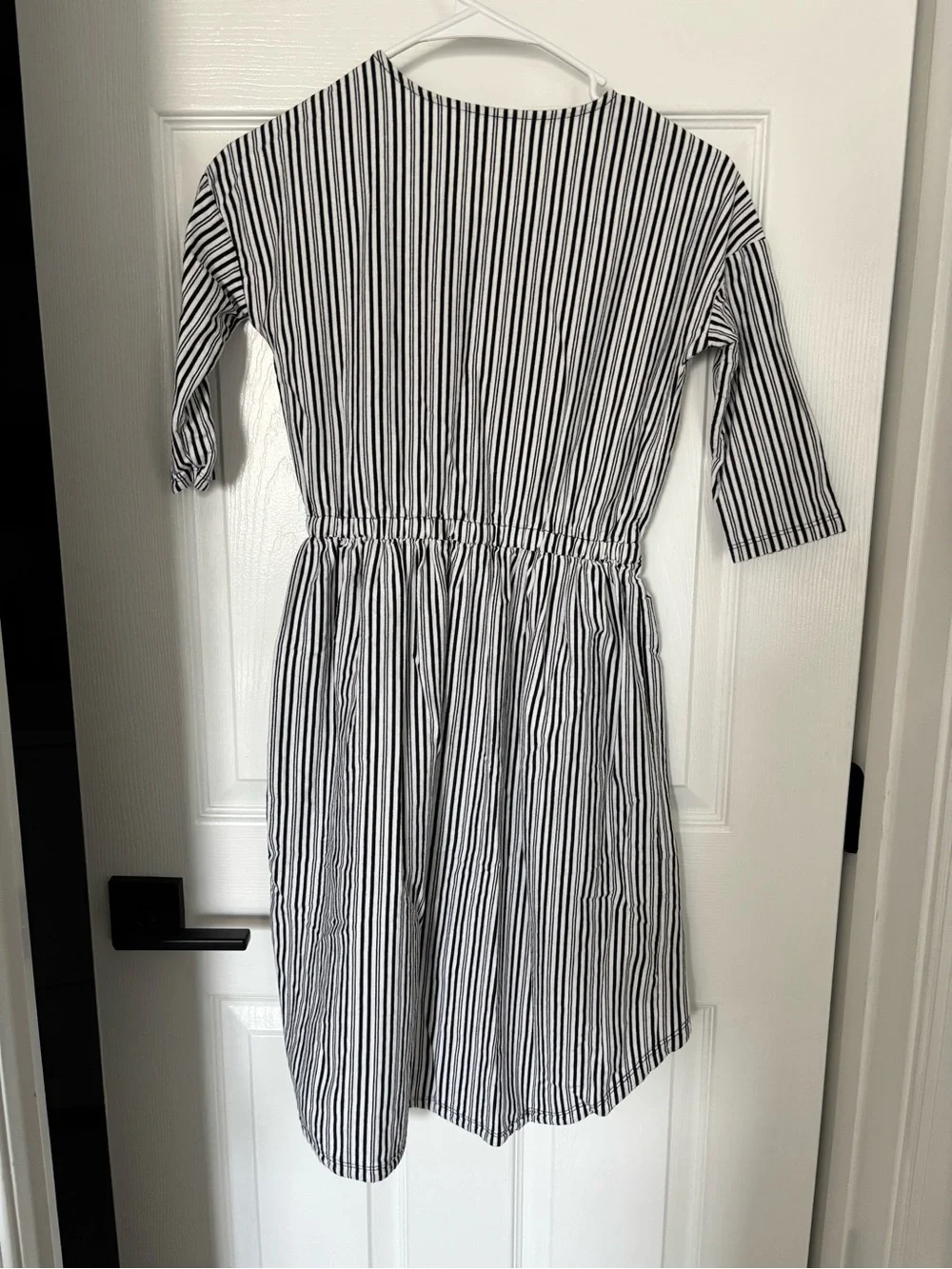 Size 10 Tea high low striped dress